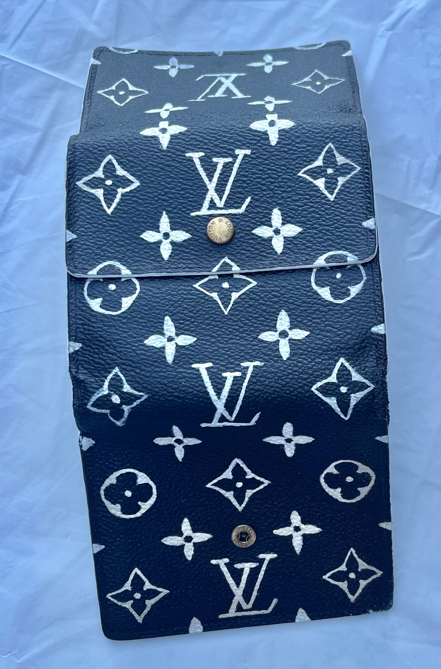 Louis Vuitton Bucket Tote Bag GM & LV Wallet