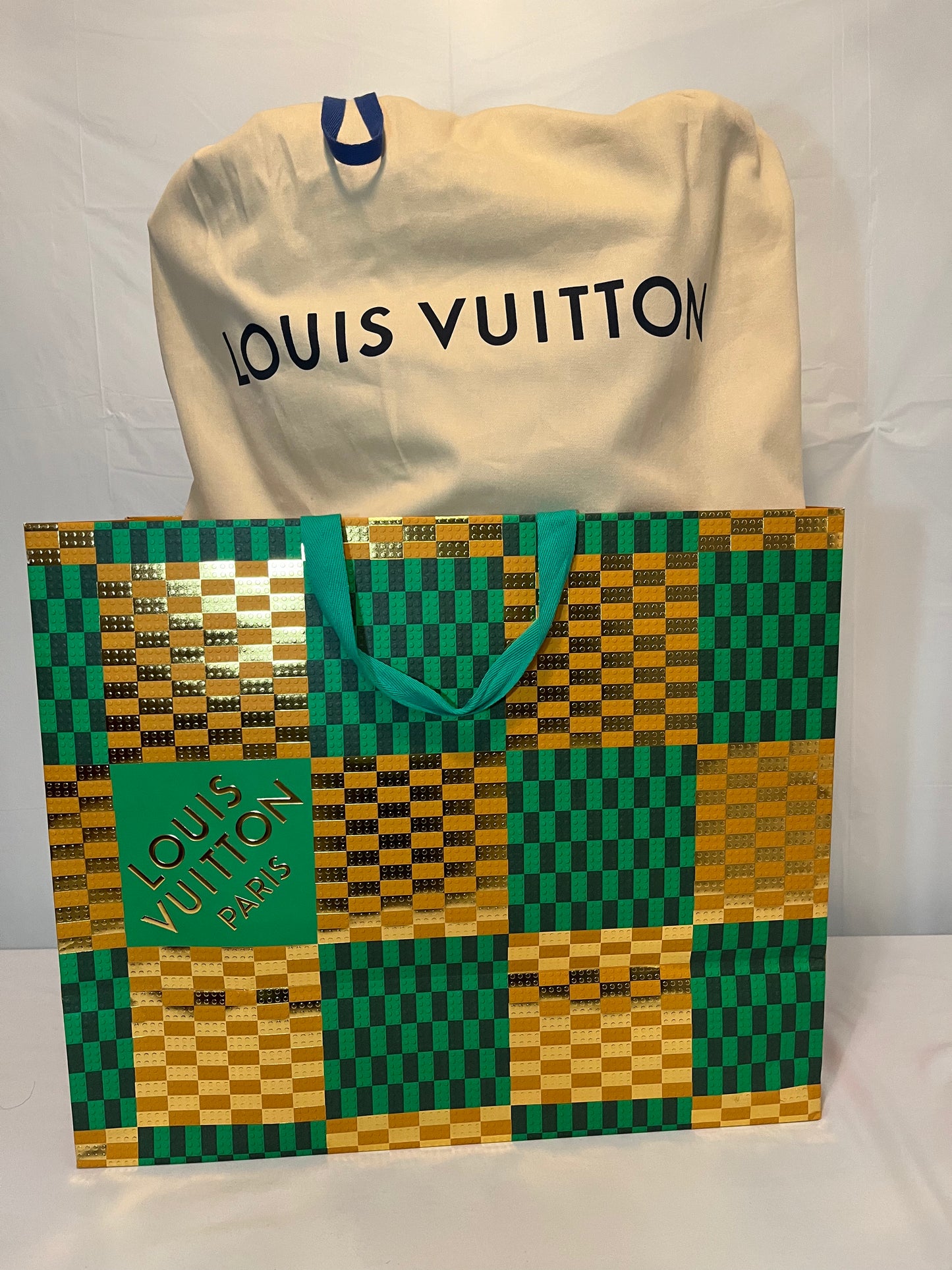 Louis Vuitton Petite Noe