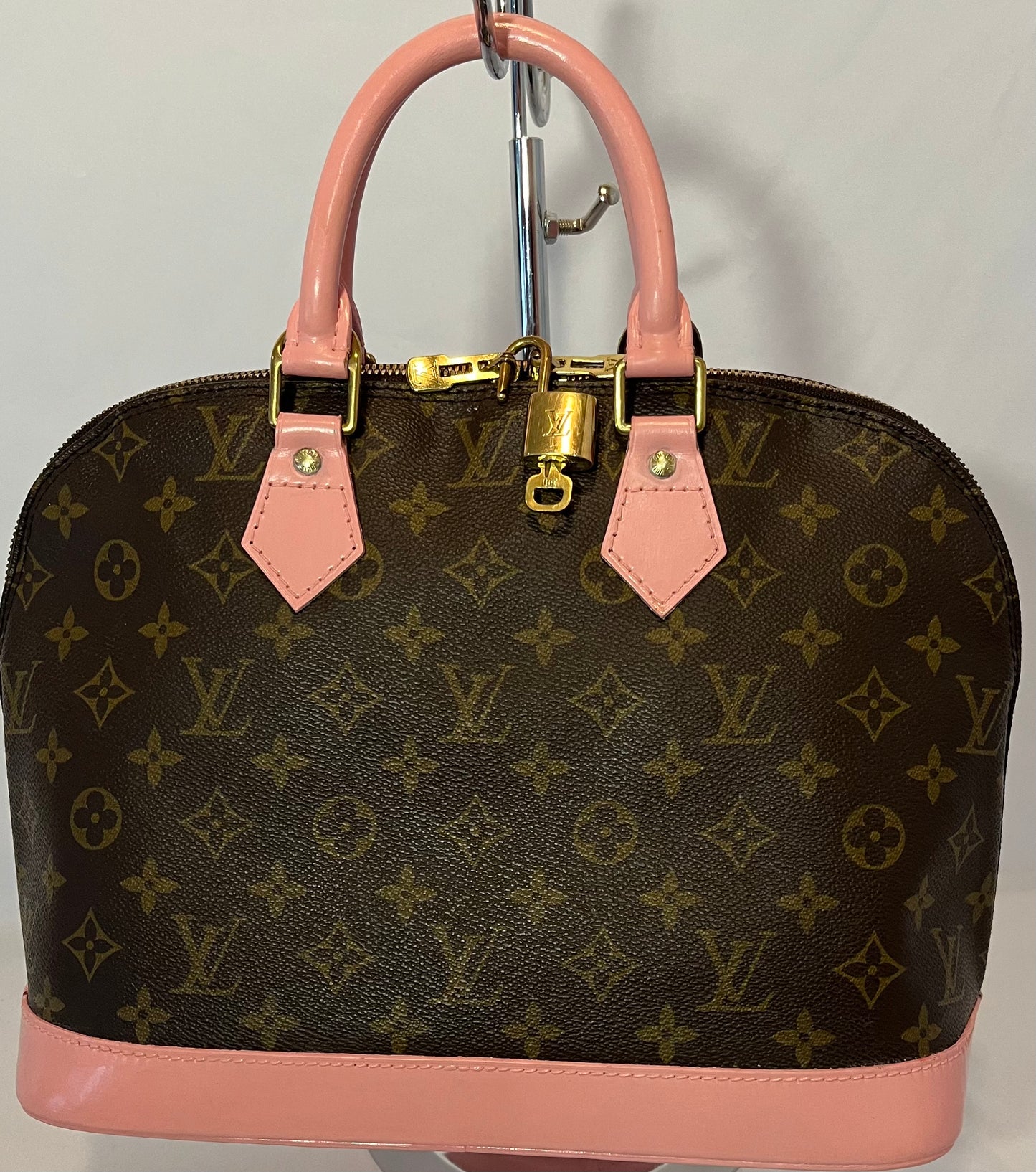 Louis Vuitton Alma PM