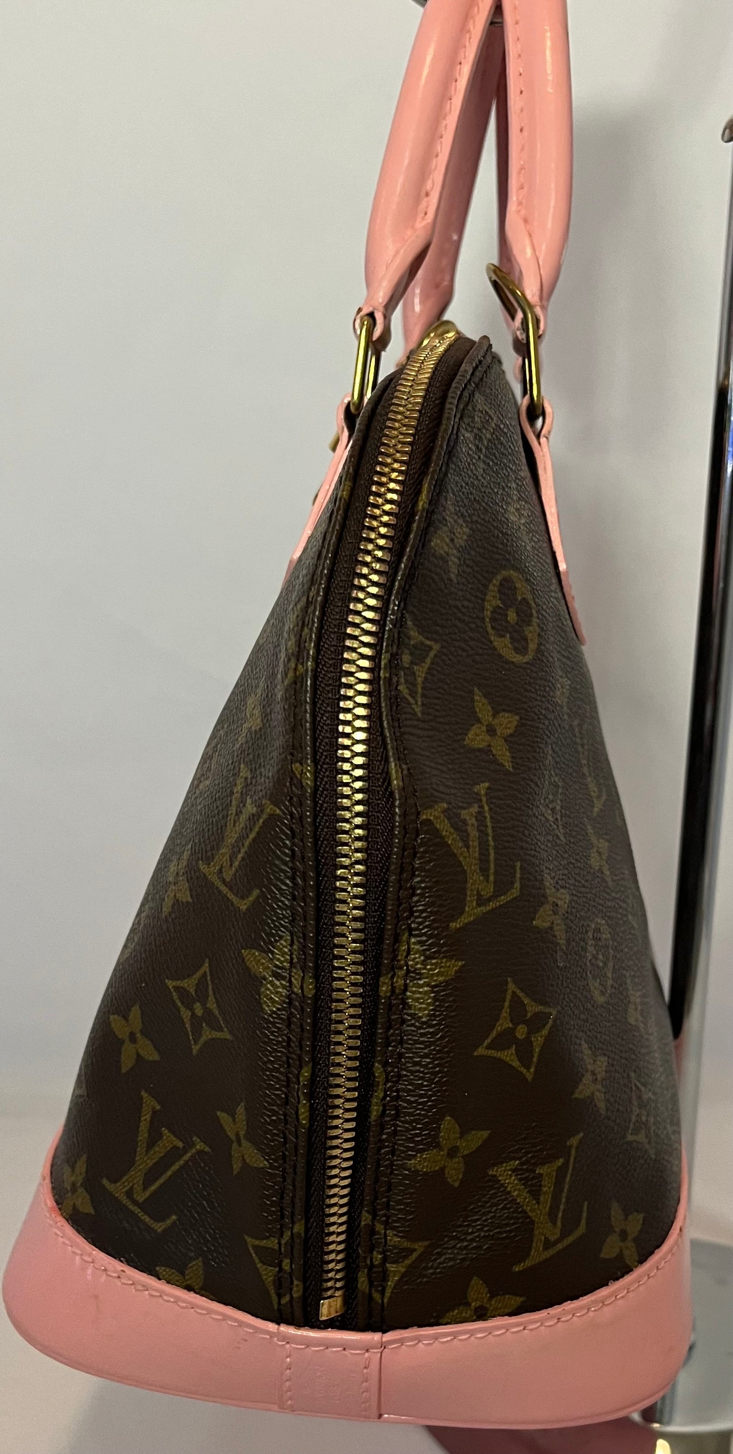 Louis Vuitton Alma PM