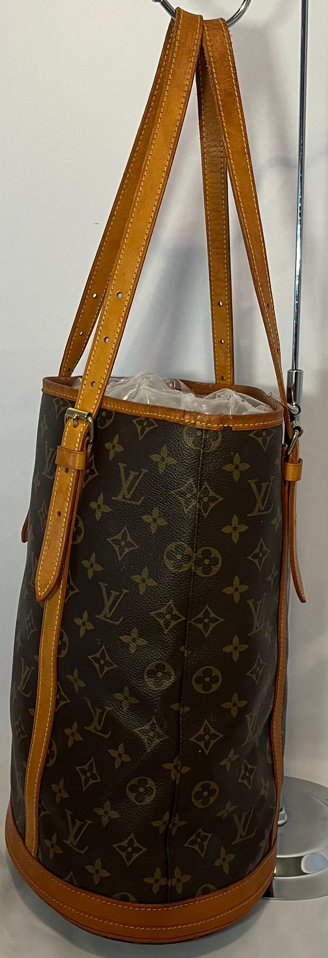 Louis Vuitton Bucket Tote Bag GM