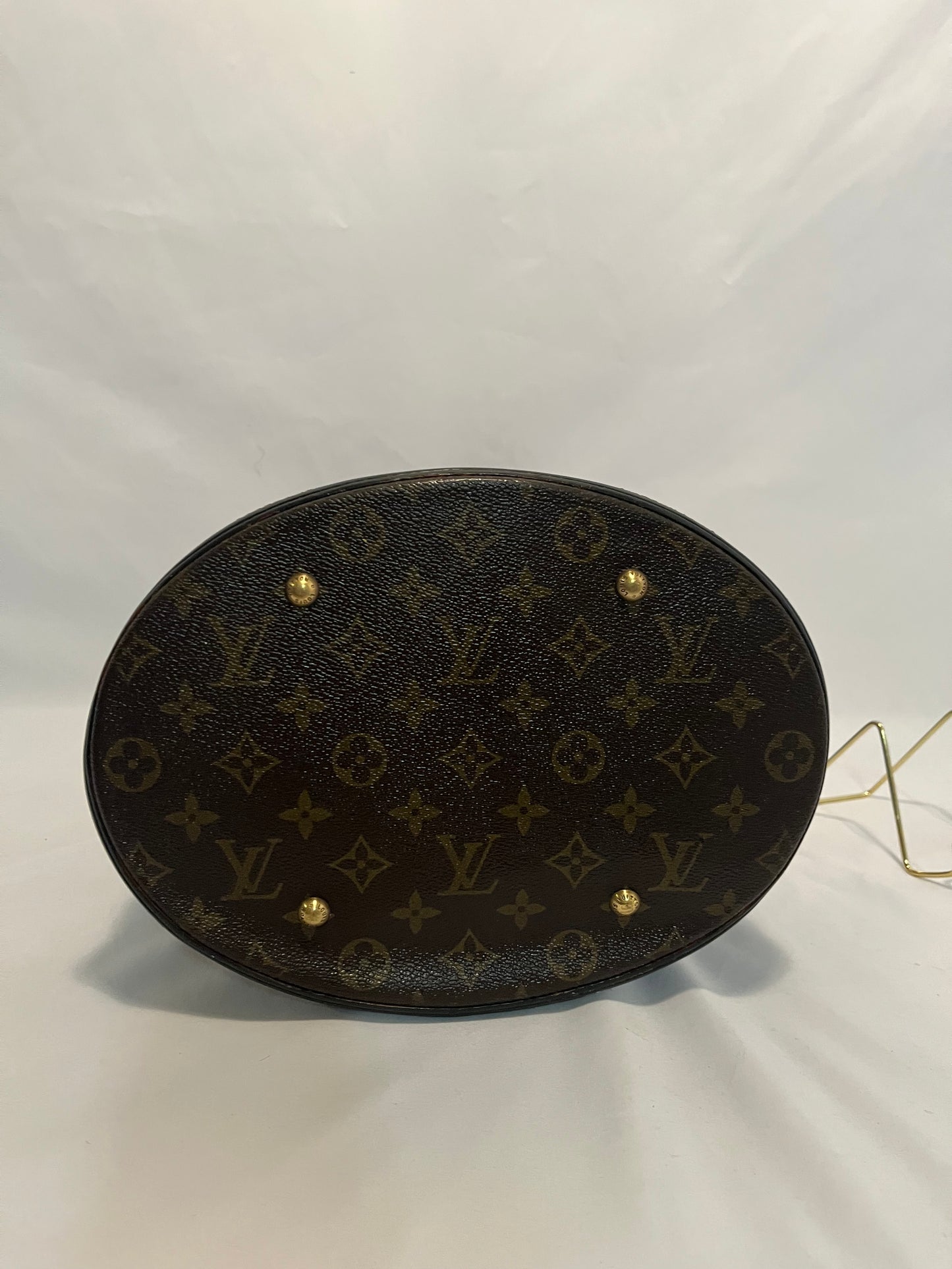 Louis Vuitton Bucket Tote Bag GM & LV Wallet