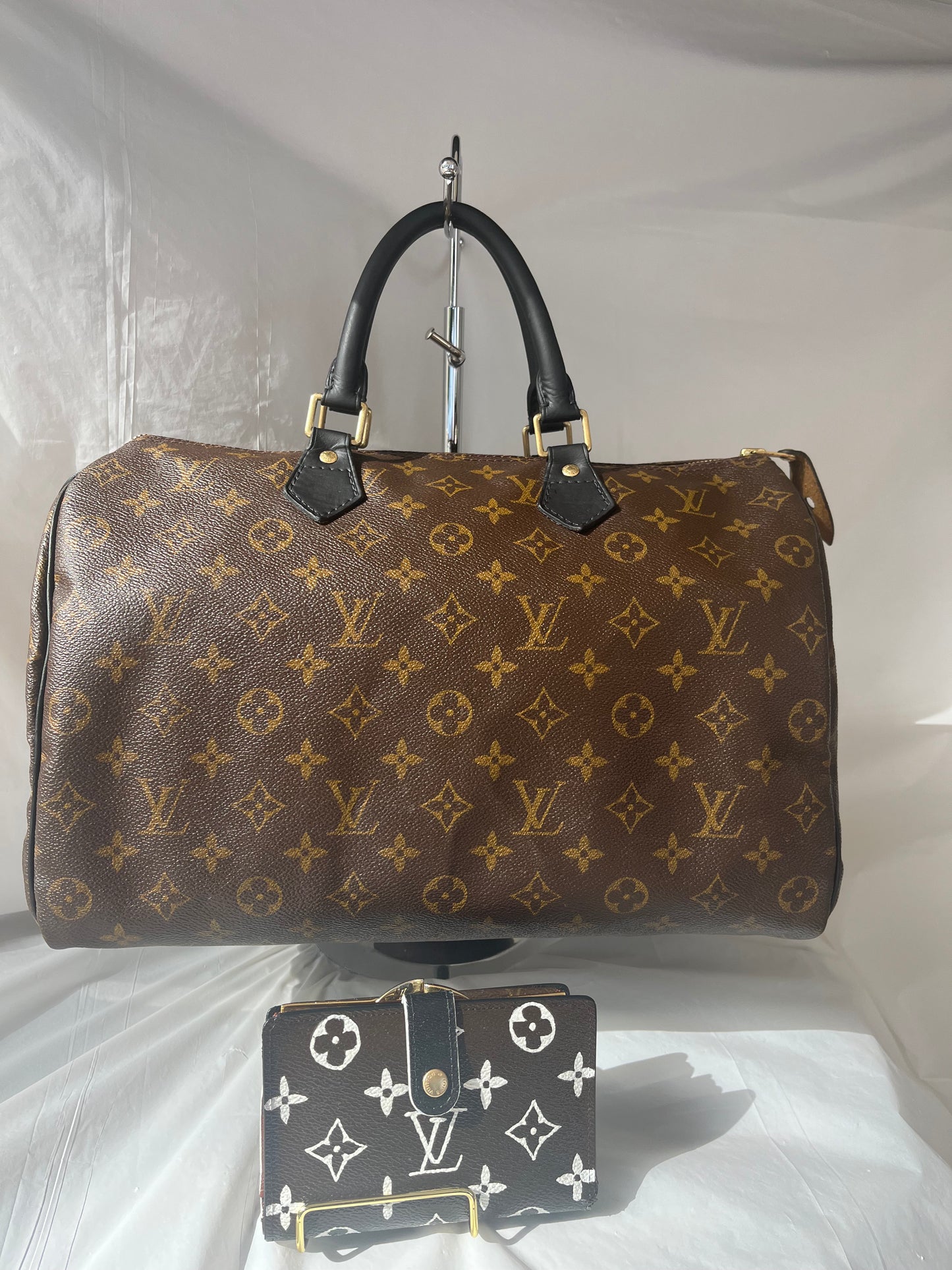 Louis Vuitton Speedy 35