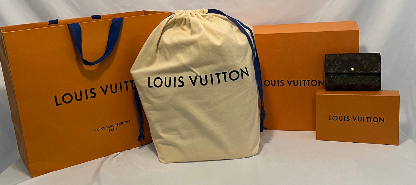 Louis Vuitton Noe & LV Wallet