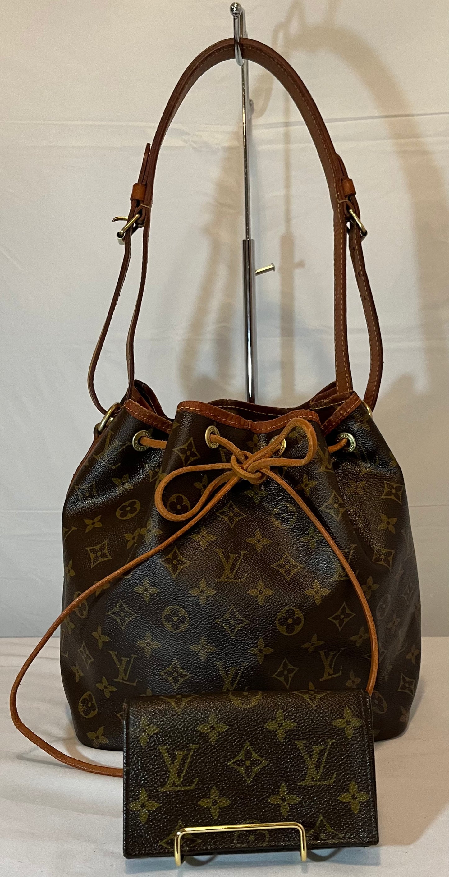 Louis Vuitton Petite Noe Drawstring & LV Wallet