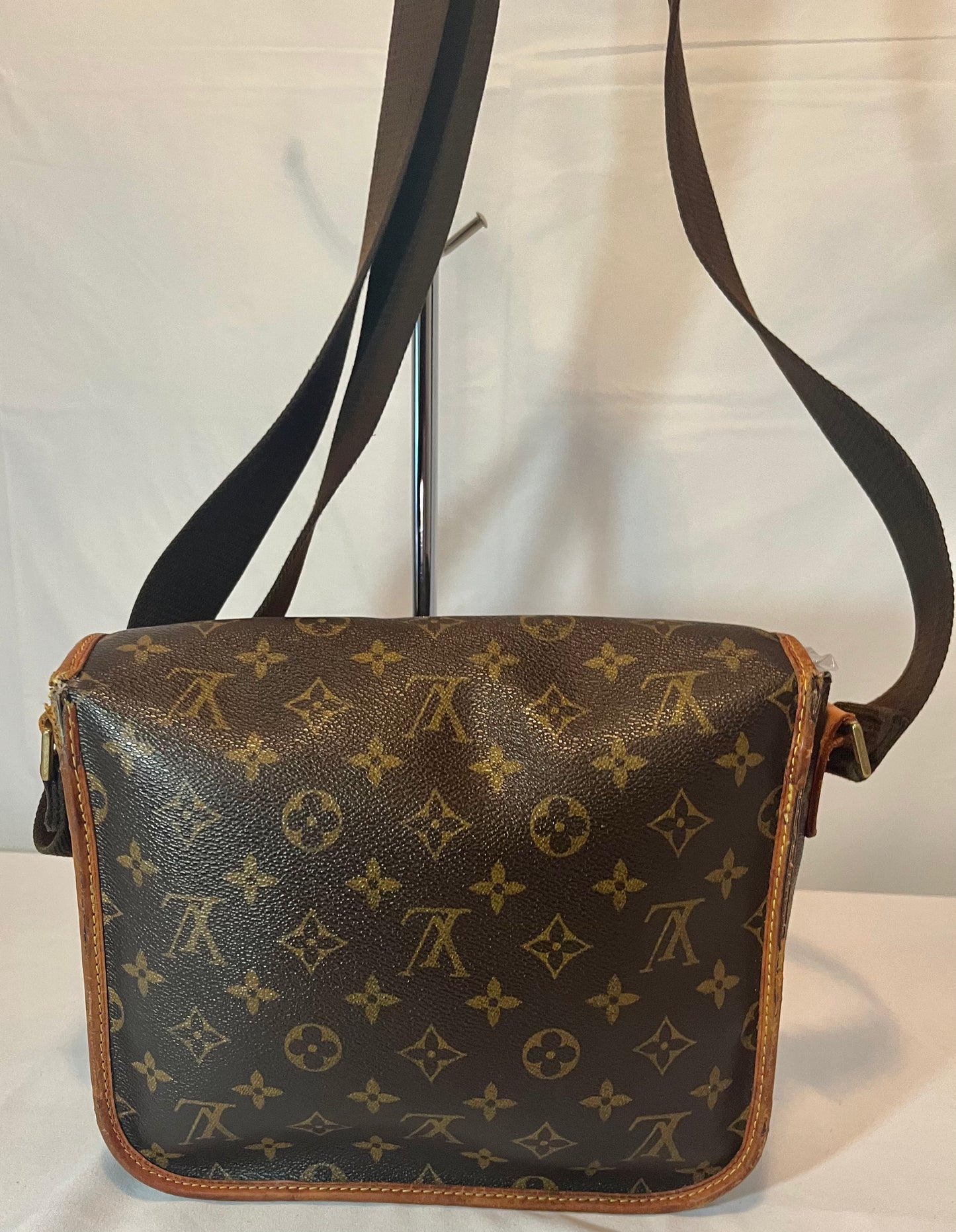 Louis Vuitton Crossover/Shoulder bag