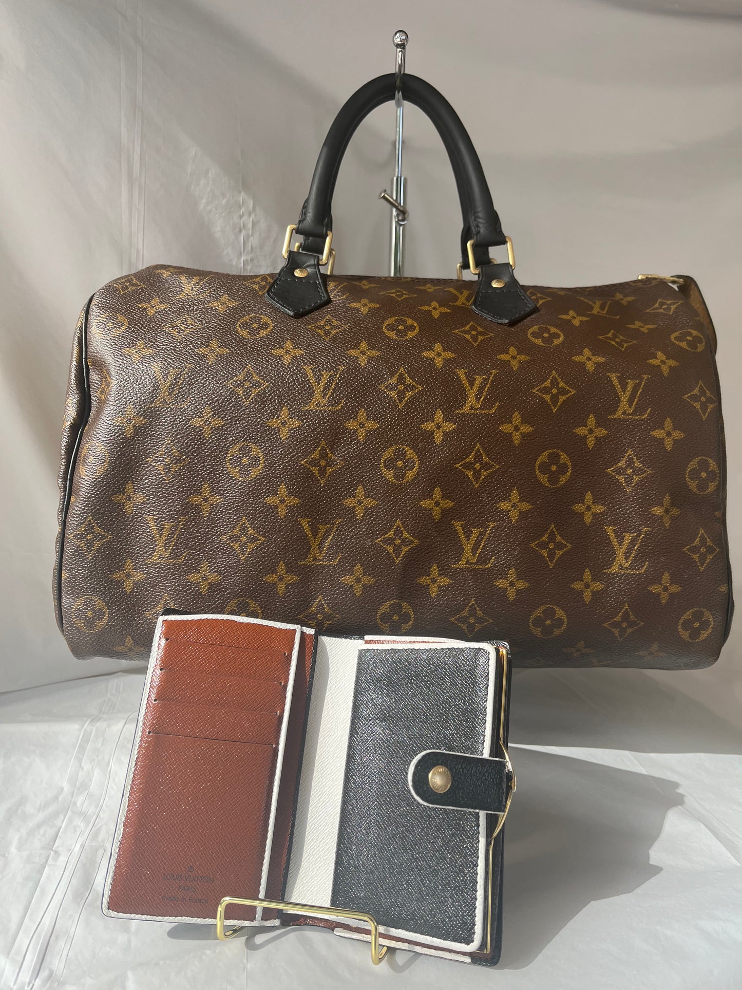 Louis Vuitton Speedy 35