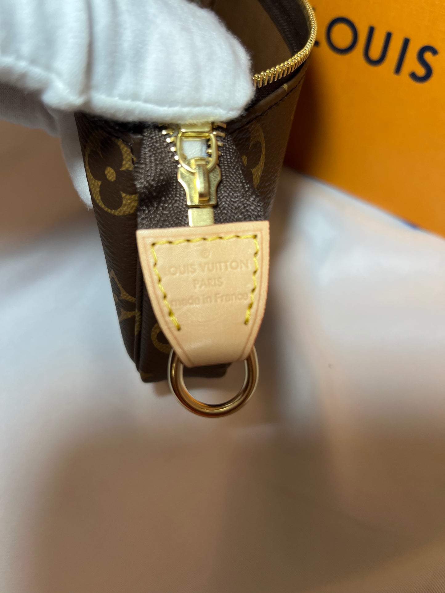 Louis Vuitton NIB Mini Pochette