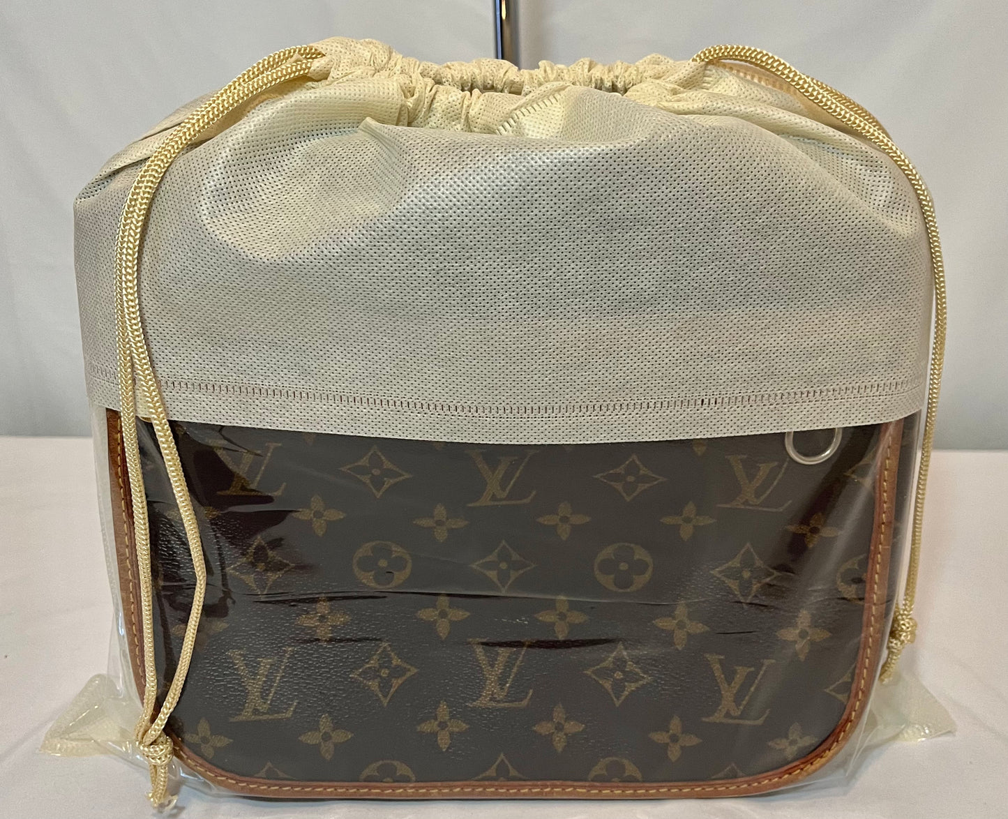 Louis Vuitton Crossover/Shoulder bag