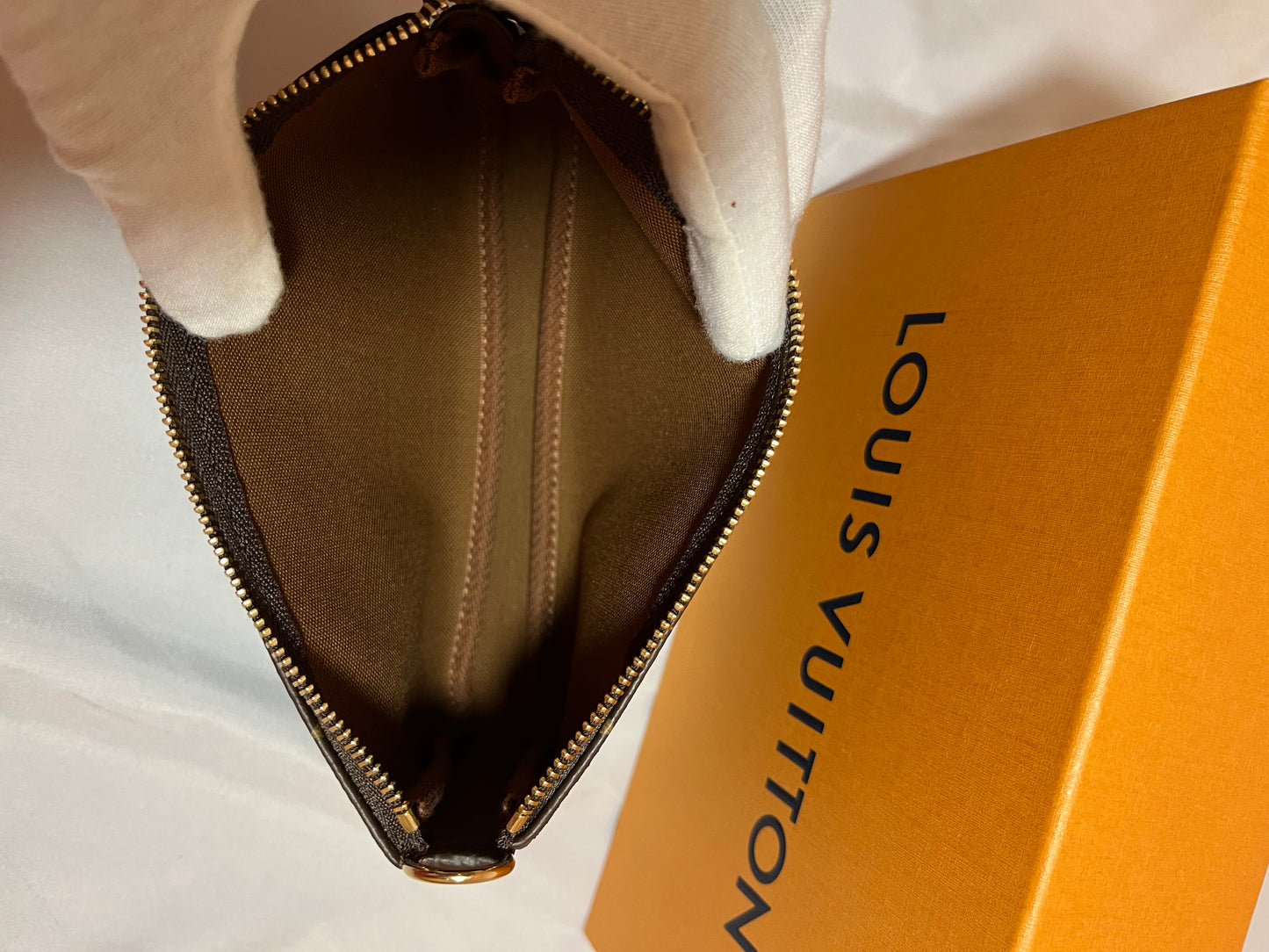 Louis Vuitton NIB Mini Pochette