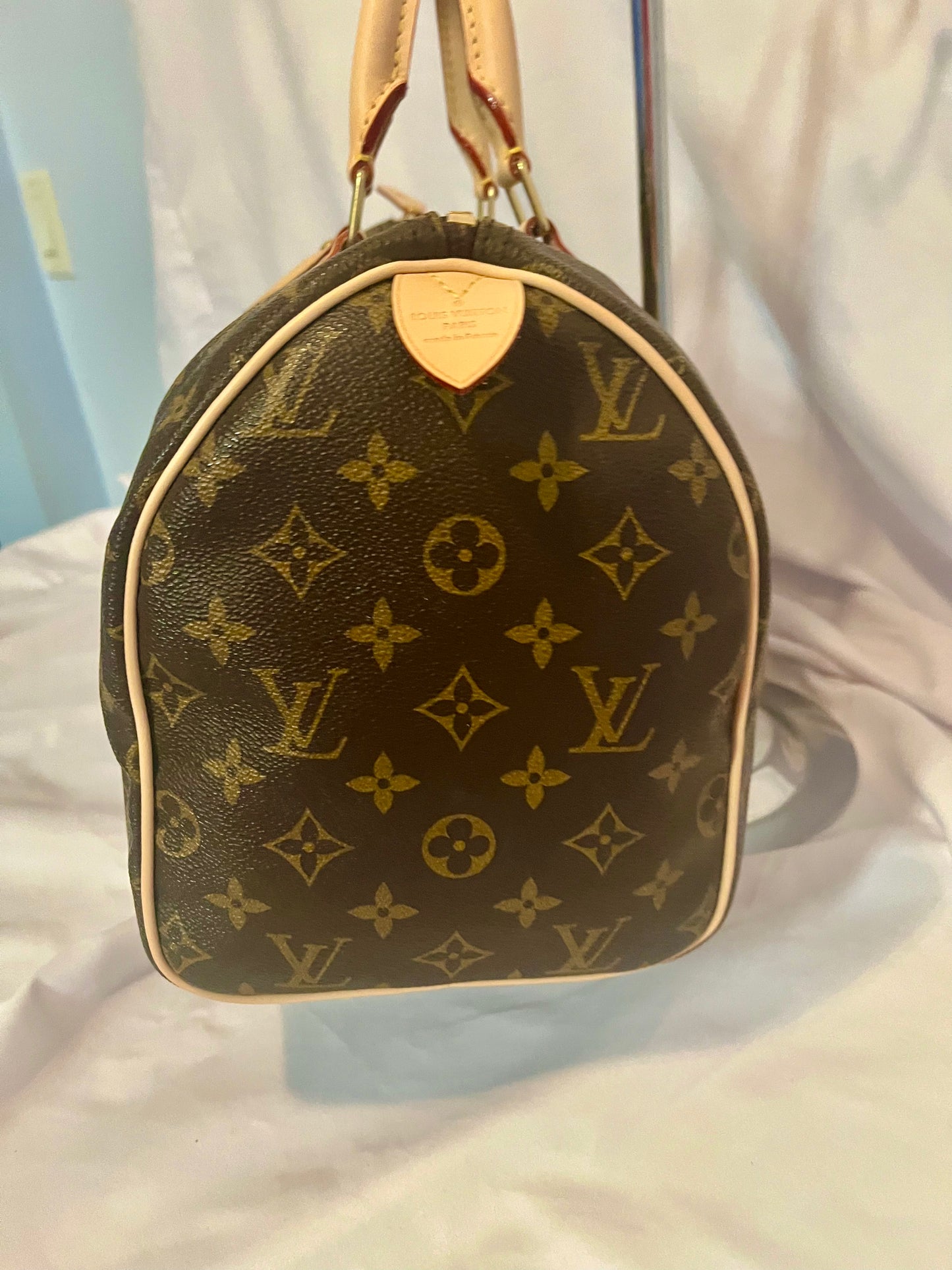 Louis Vuitton like new Speedy 30