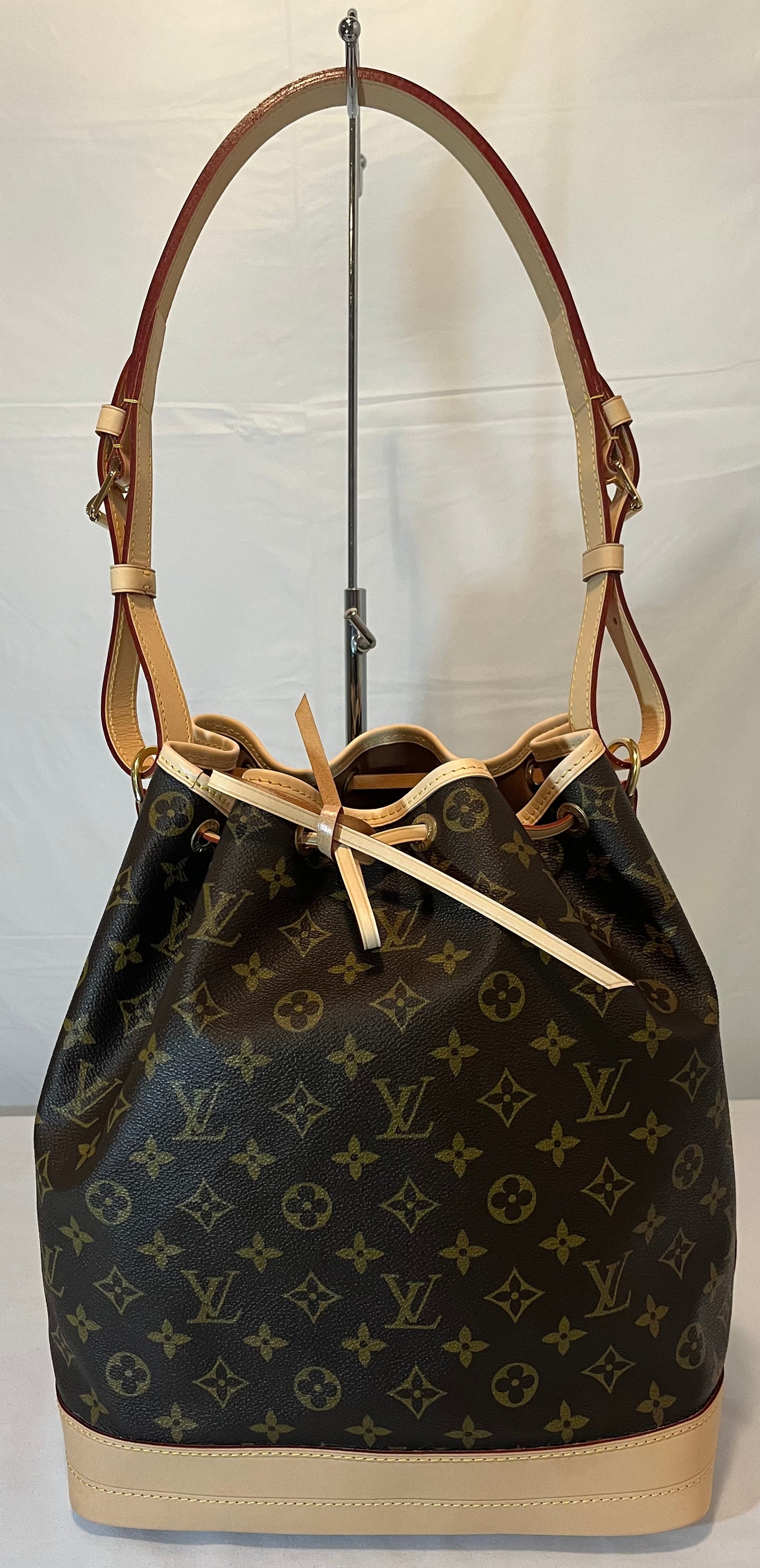 Louis Vuitton Petite Noe