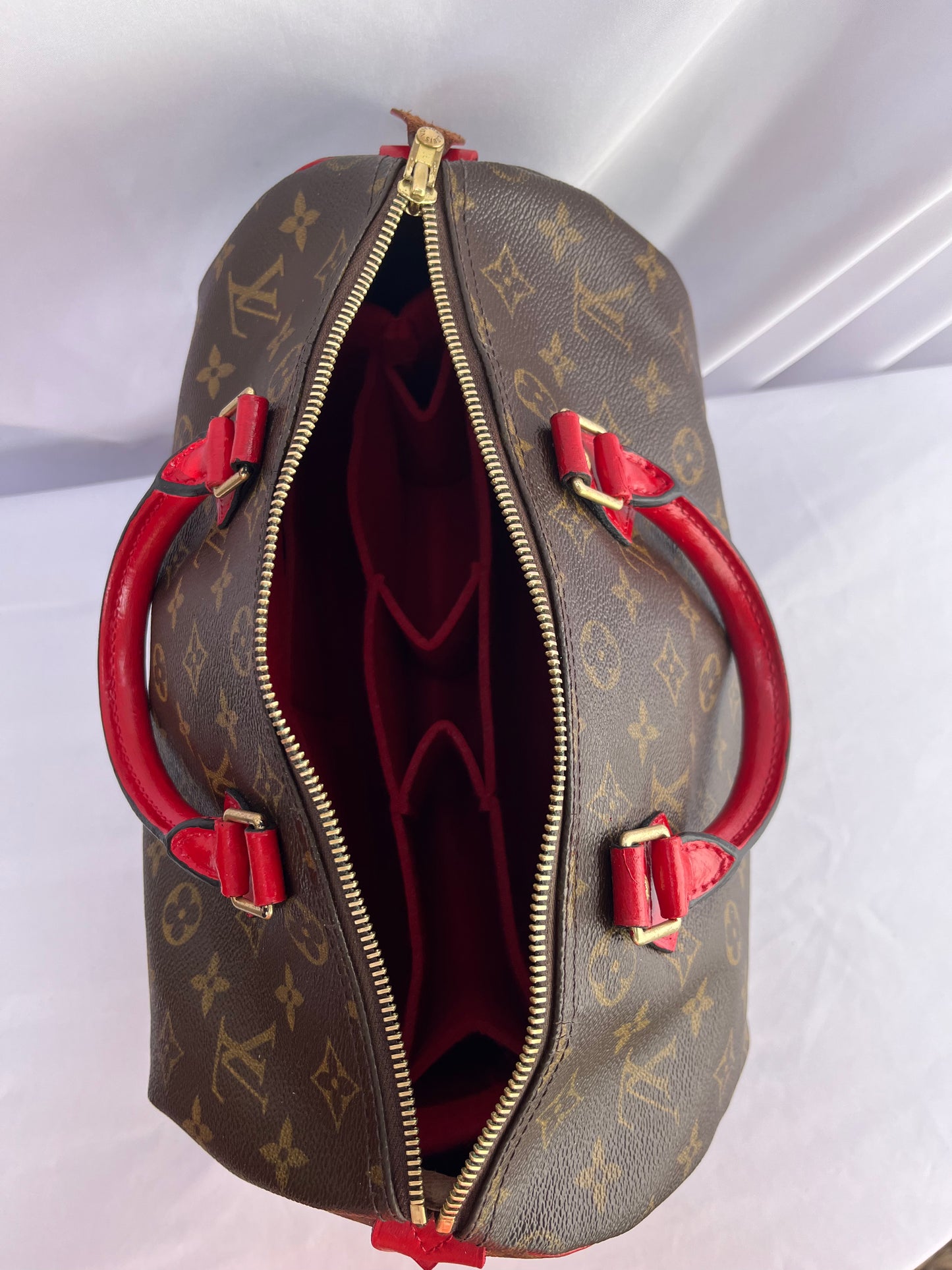 Louis Vuitton Speedy 30