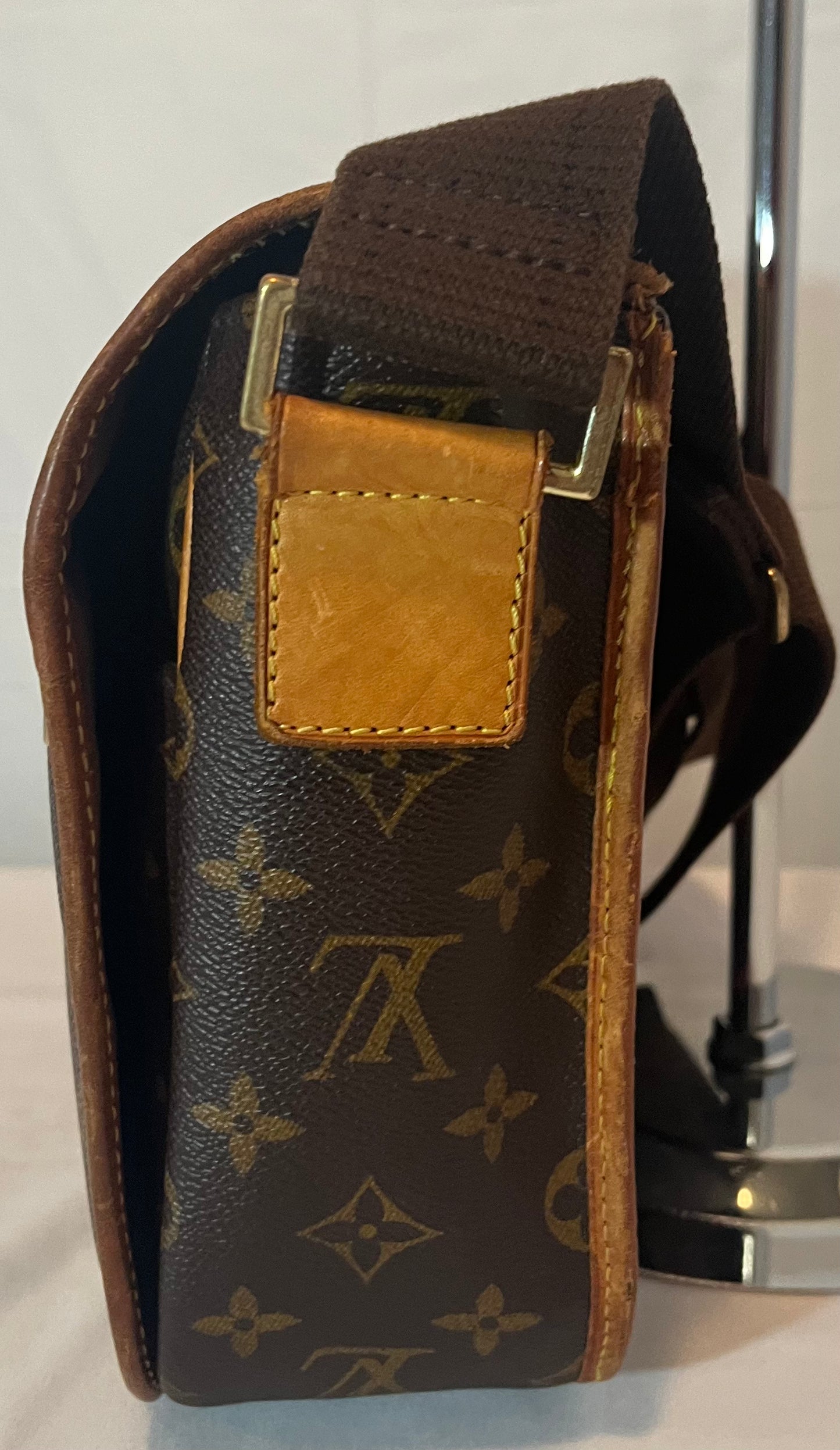 Louis Vuitton Crossover/Shoulder bag